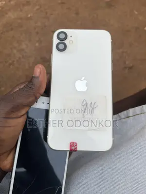 New Apple iPhone 11 128 GB White