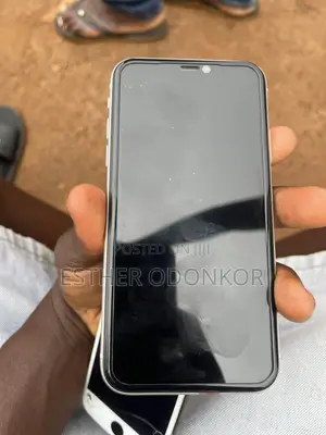 New Apple iPhone 11 128 GB White