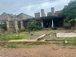 One and Half Plots of Land for Sale at America