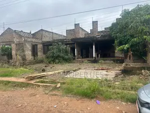 One and Half Plots of Land for Sale at America