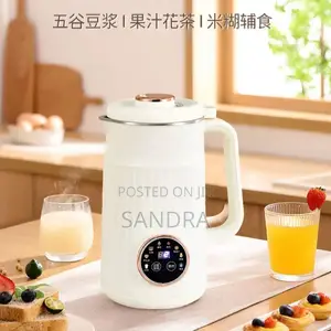 Multifunctional Soy Milk Maker and Blender
