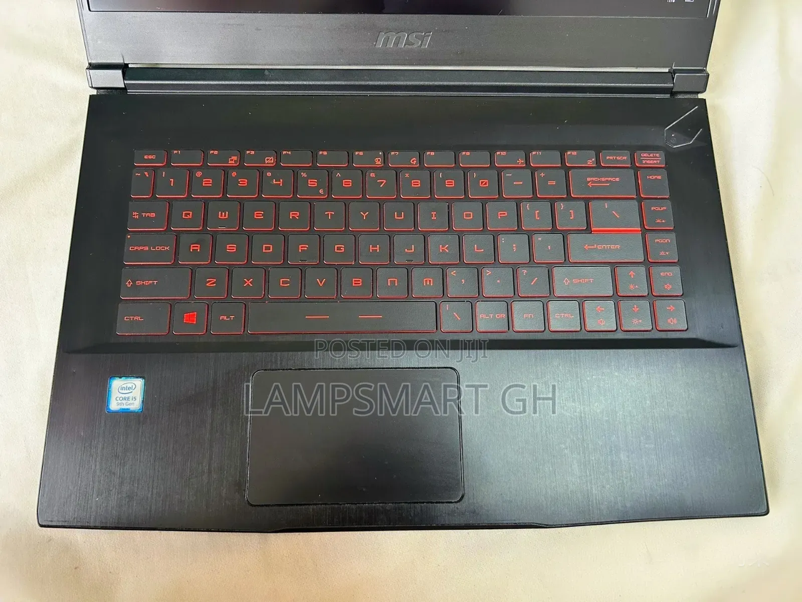 Laptop MSI GF65 Thin 10UE 8GB Intel Core i5 SSD 256GB