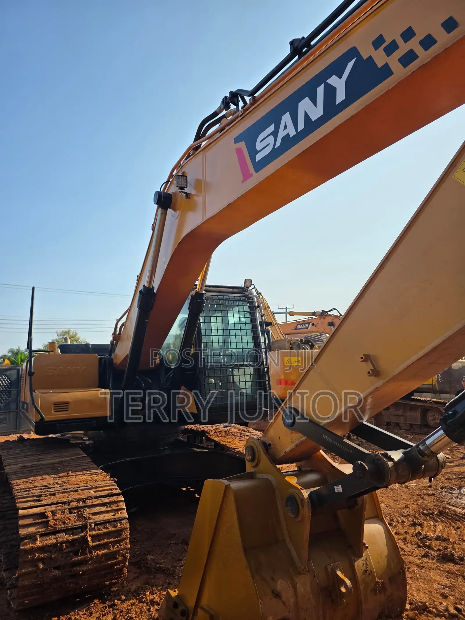 Sany Excavator 215C Watertrack