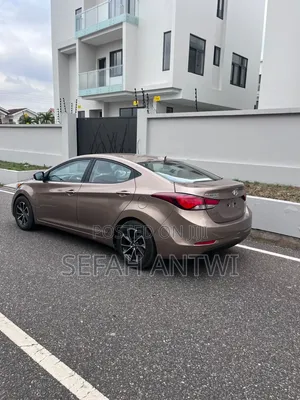 Hyundai Elantra 2016 Brown