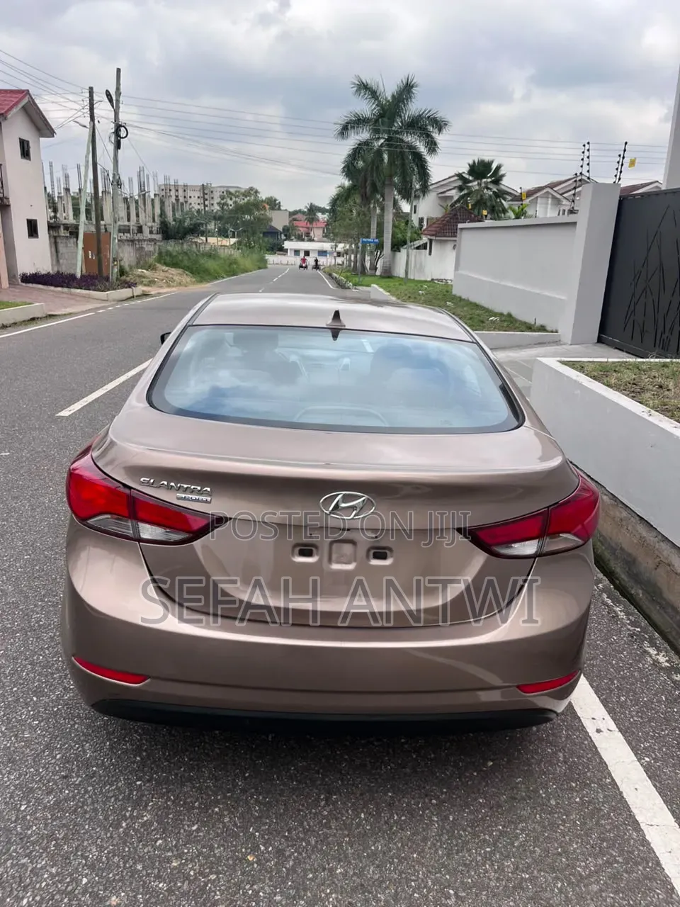 Hyundai Elantra 2016 Brown