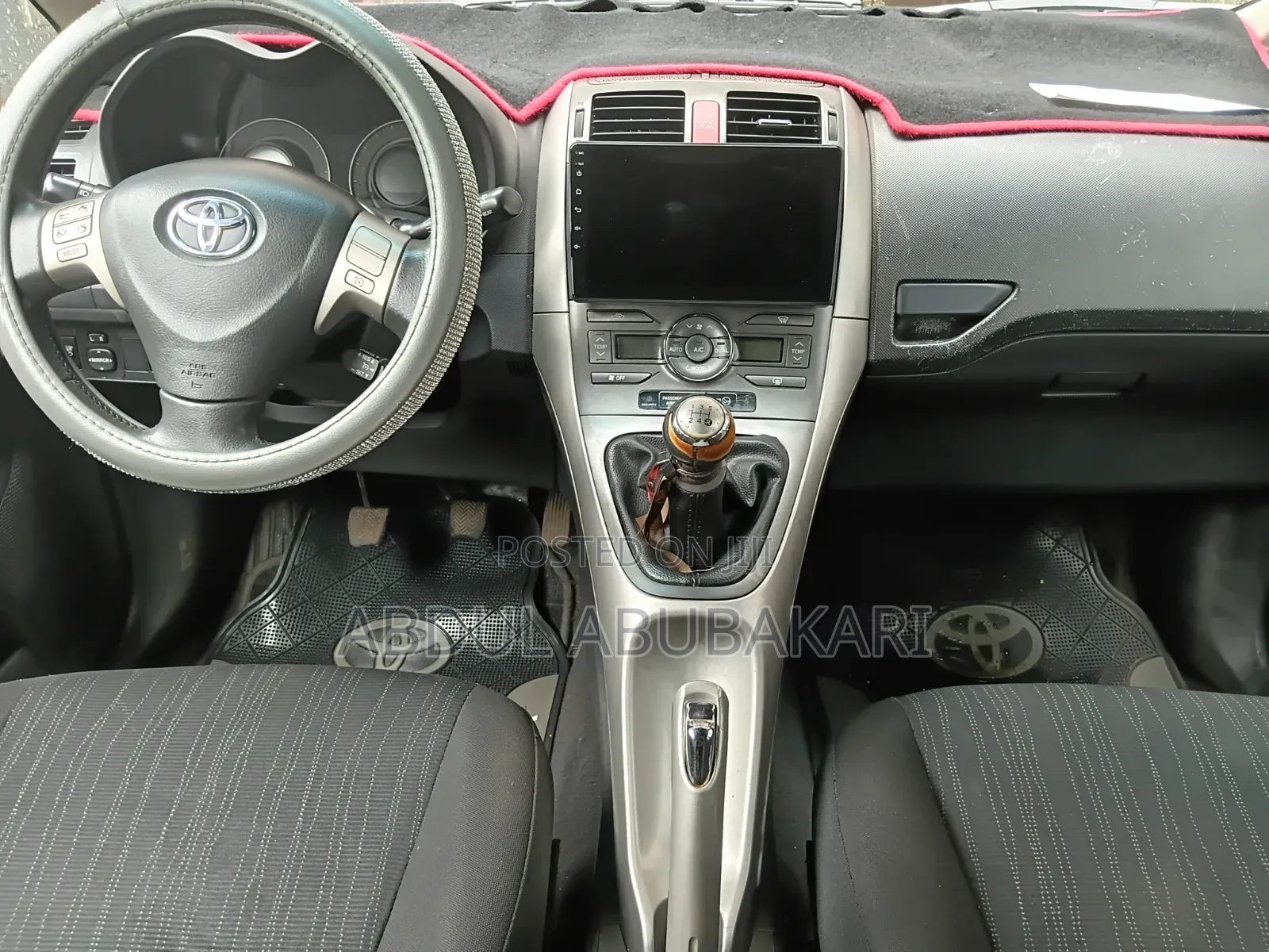 Toyota Yaris 2019 Gray