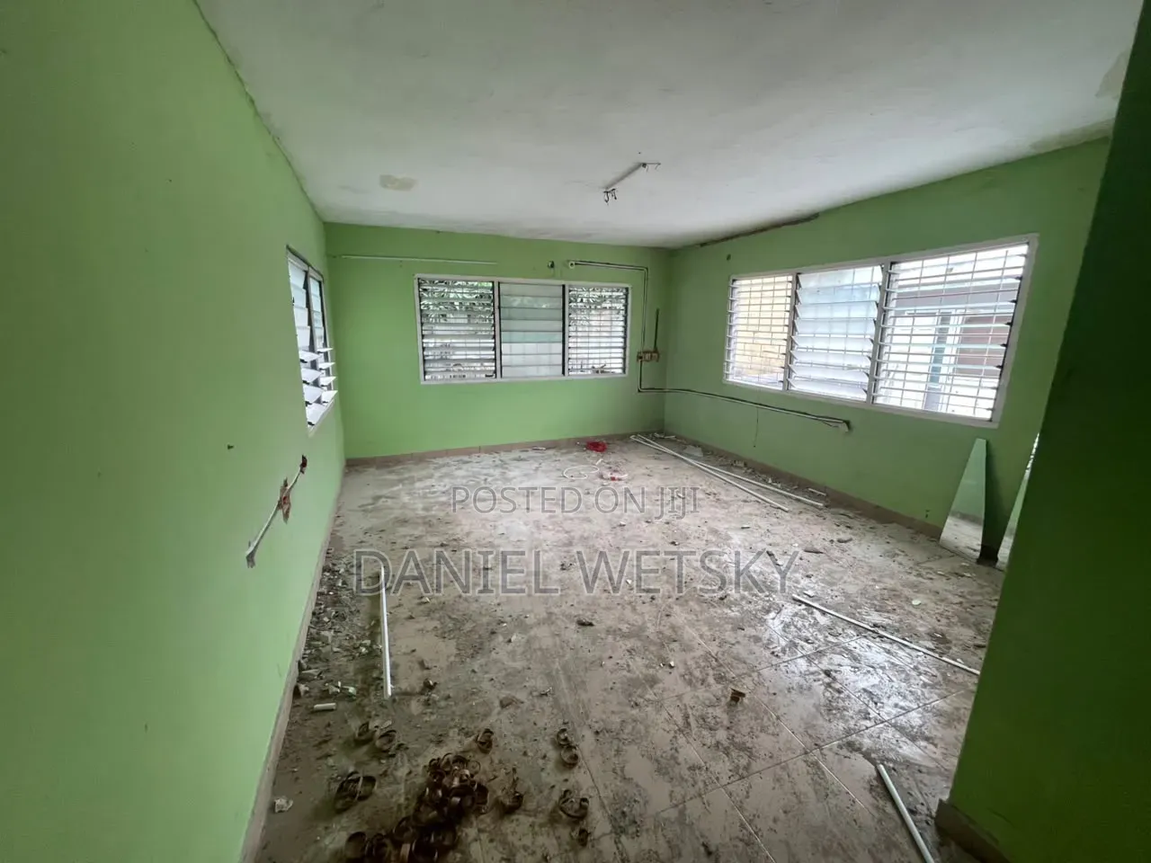 3bdrm House in Dansoman, Exhibition for rent