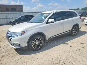 Mitsubishi Outlander SE FWD 2018 White