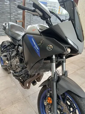 Yamaha FZ 2021 Silver