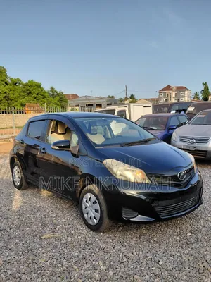 Toyota Vitz 2012 Black