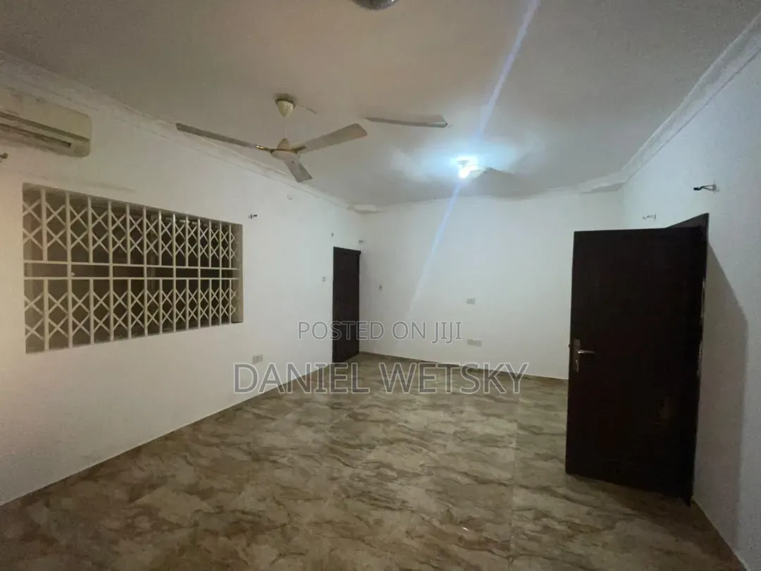 2bdrm House in Anyaa Nic Top for rent