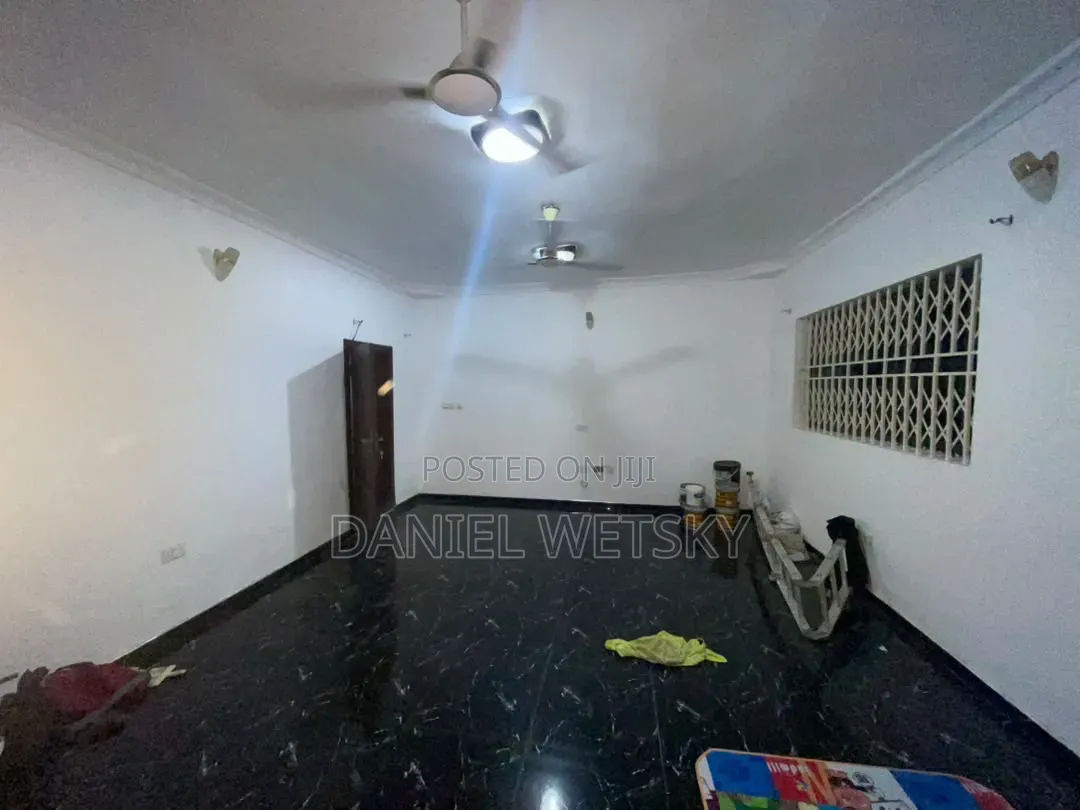 2bdrm House in Anyaa Nic Top for rent