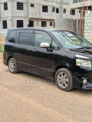 Toyota Voxy 2010 Black