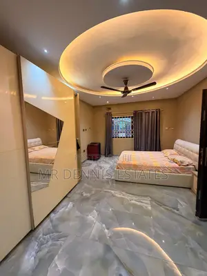 5bdrm House in Weija , Old Barrier for rent