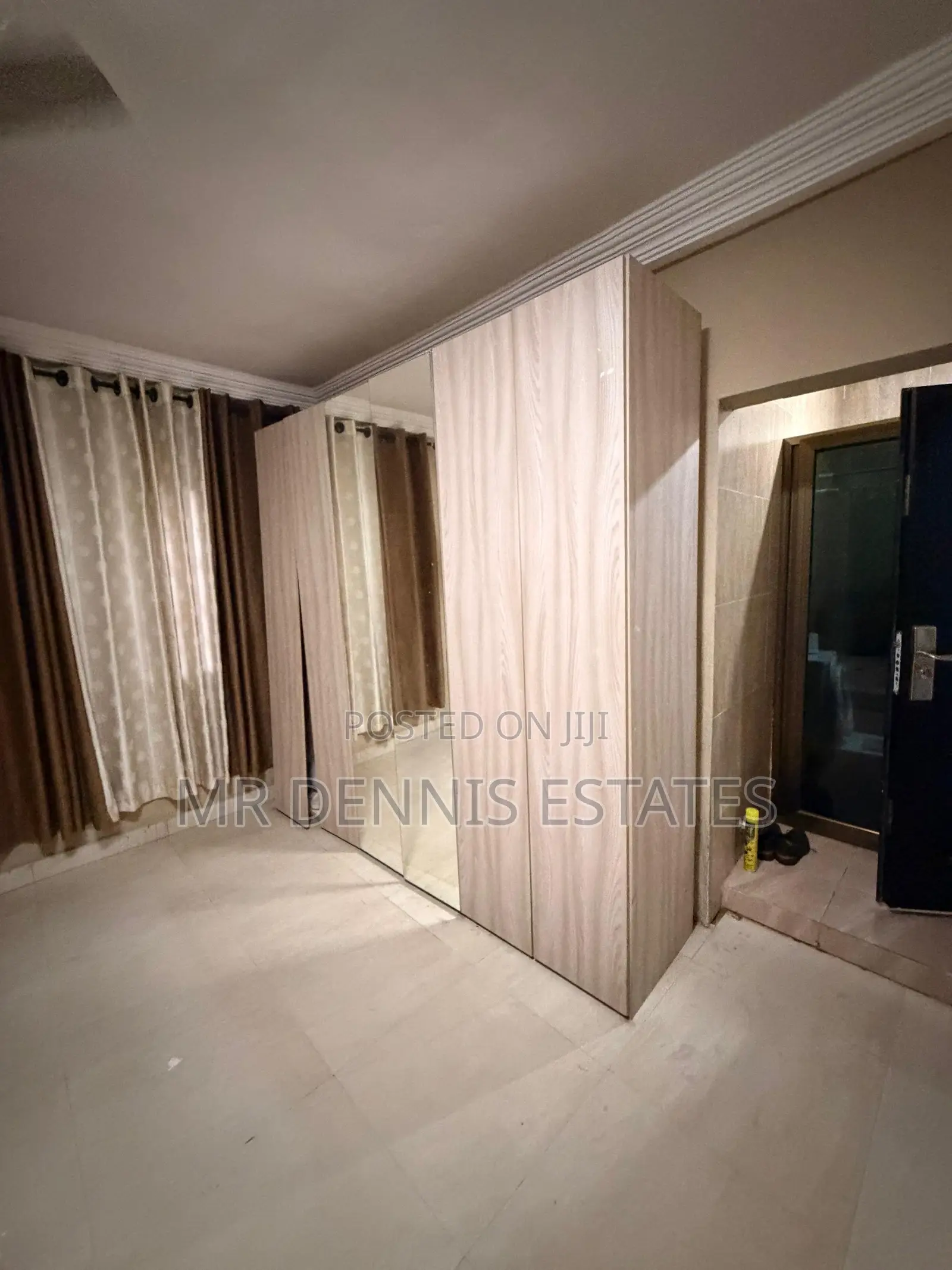 5bdrm House in Weija , Old Barrier for rent