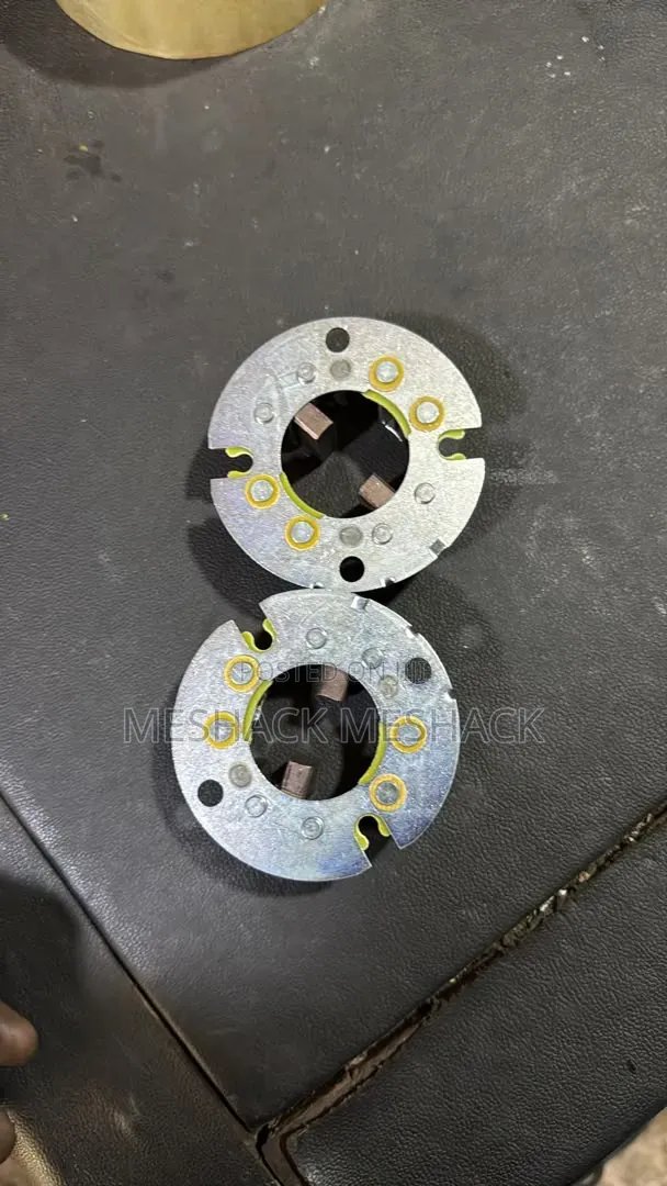 Toyota Fish Hiace Starter Brush