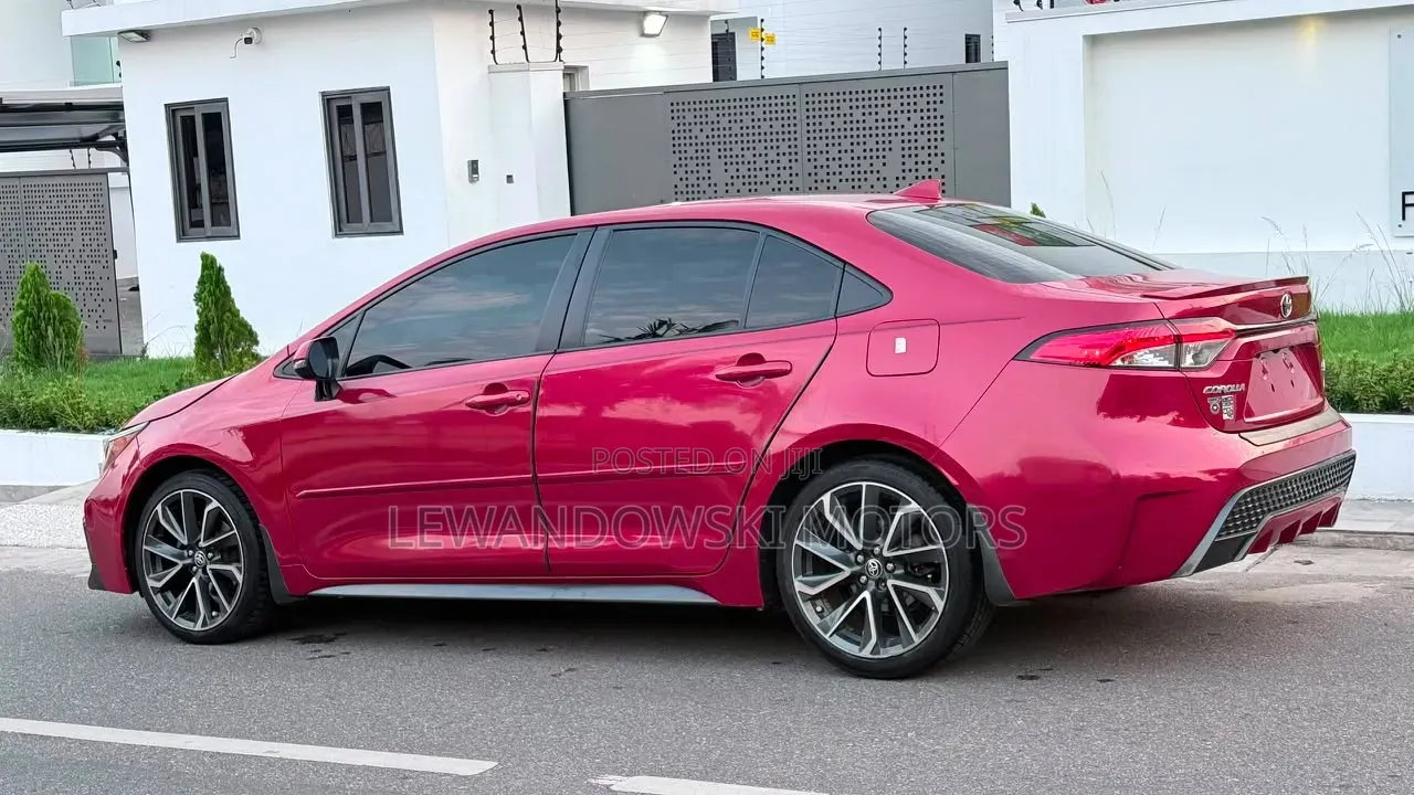 Toyota Corolla 2020 Red