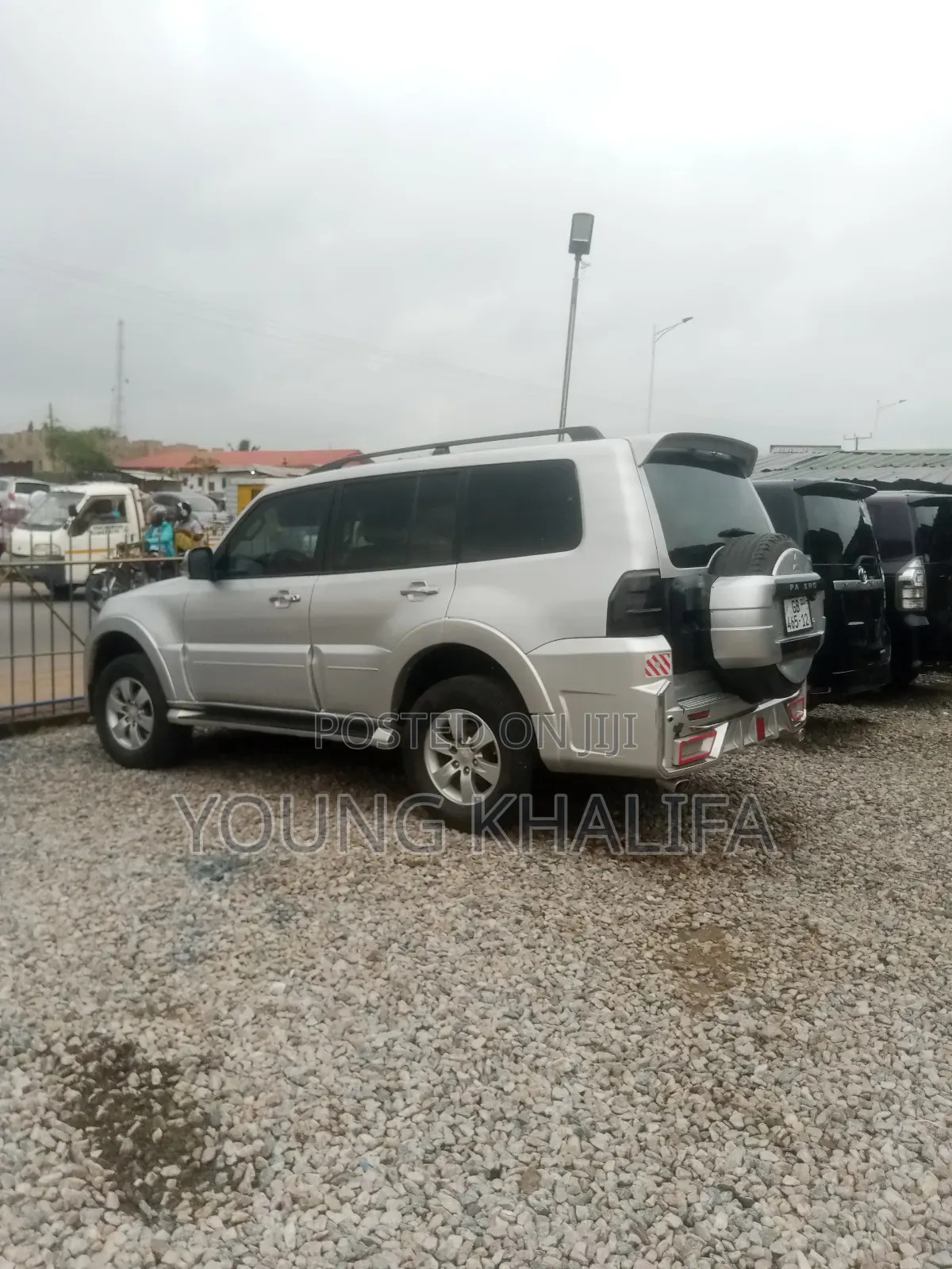Mitsubishi Pajero 2012 Silver