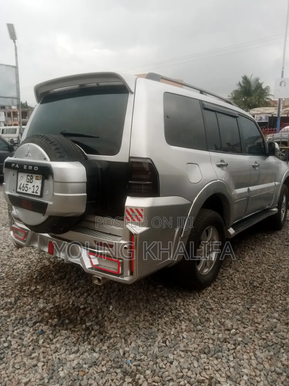 Mitsubishi Pajero 2012 Silver