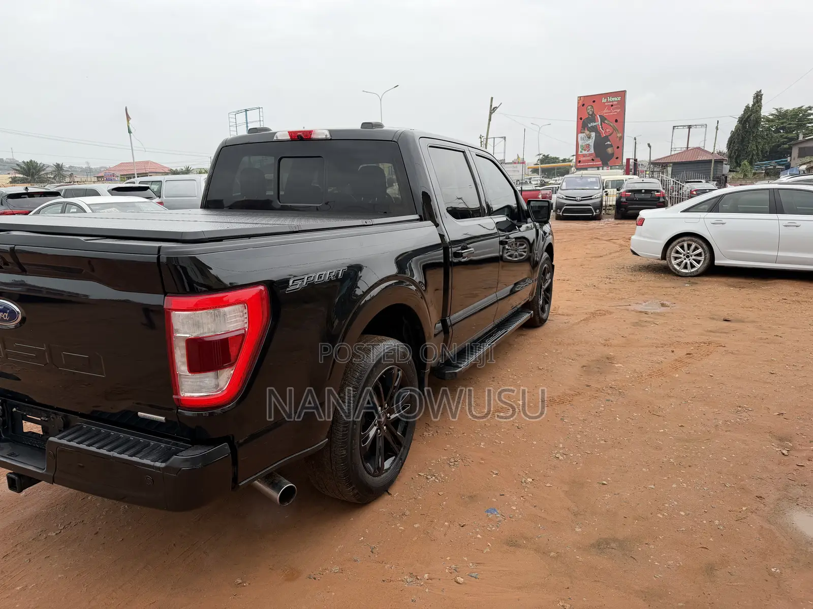 Ford F-150 LARIAT 2022 Black