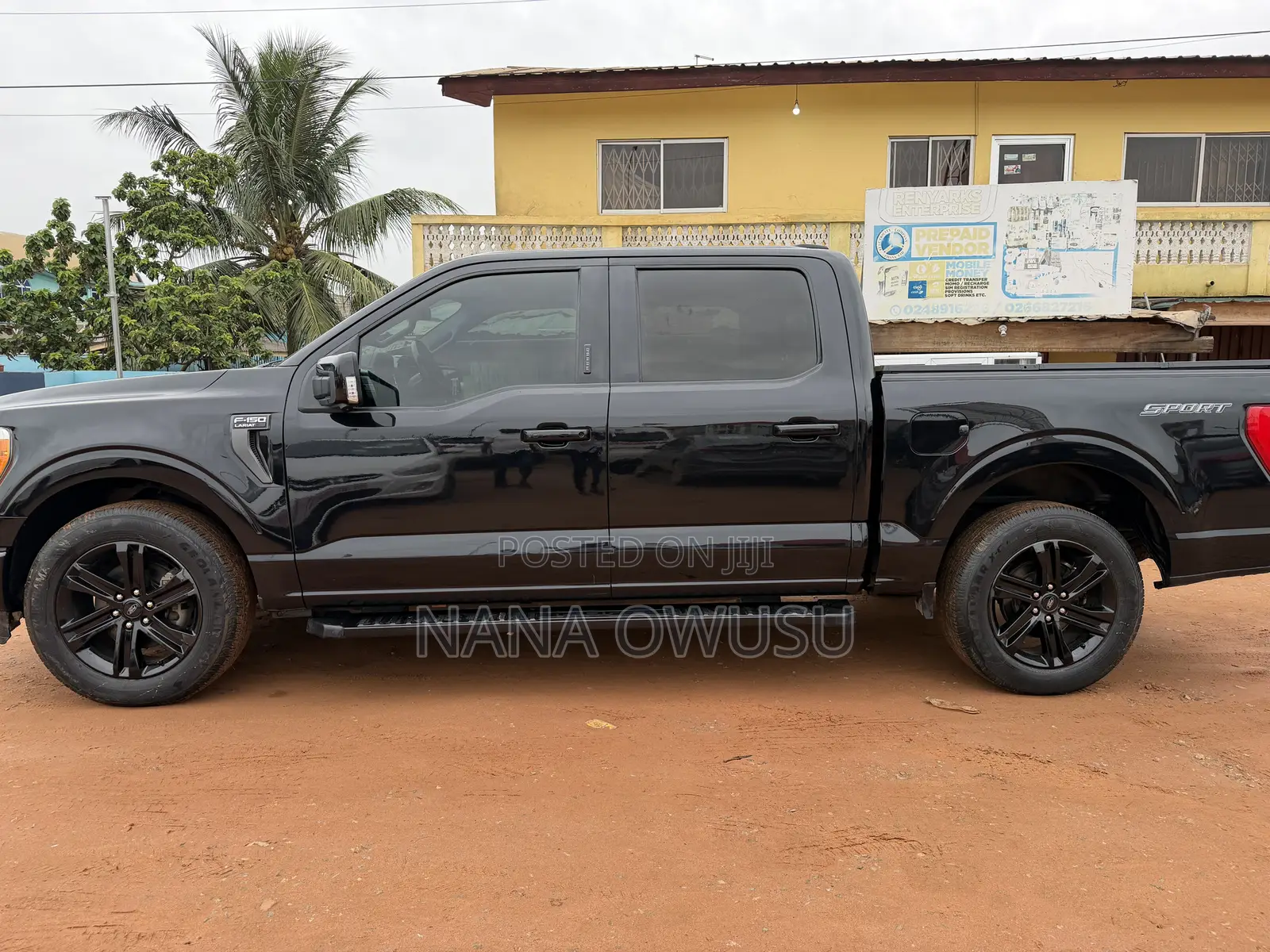 Ford F-150 LARIAT 2022 Black