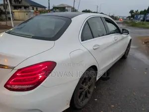 Mercedes-Benz C300 2015 White
