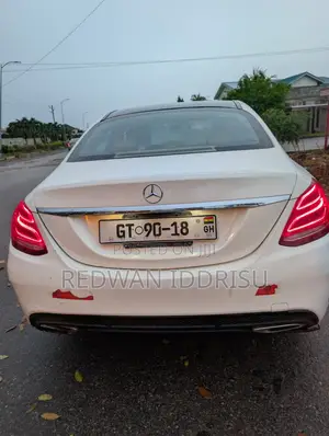 Mercedes-Benz C300 2015 White