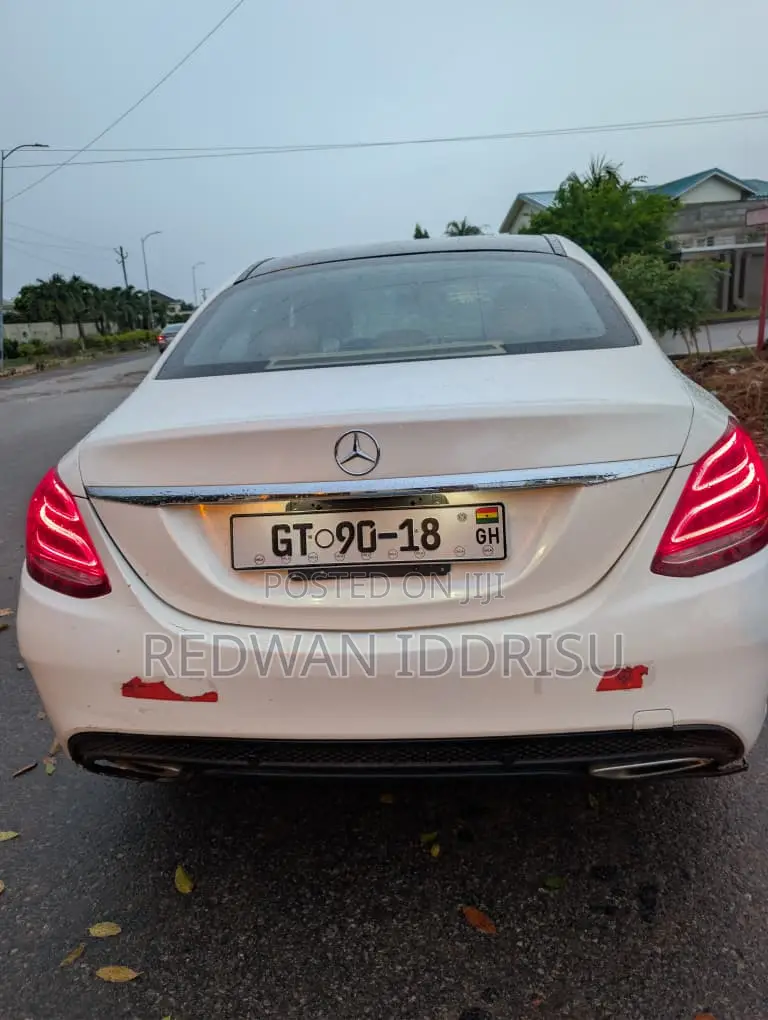 Mercedes-Benz C300 2015 White