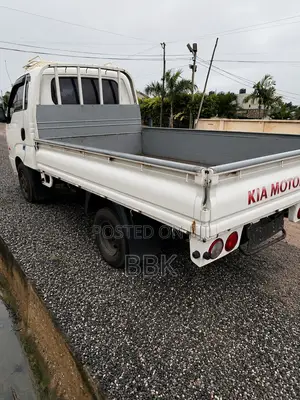 Kia Bongo 2015 White
