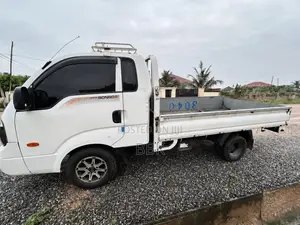 Kia Bongo 2015 White