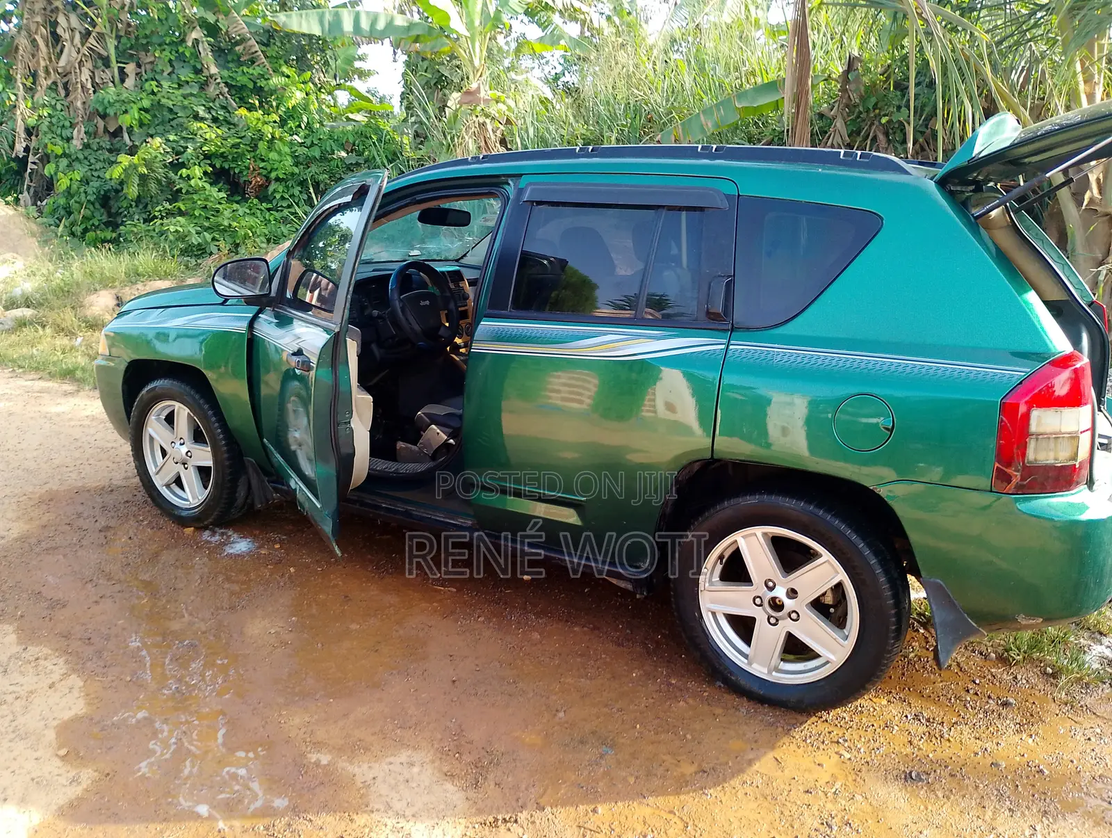 Jeep Compass Sport 2010 Green