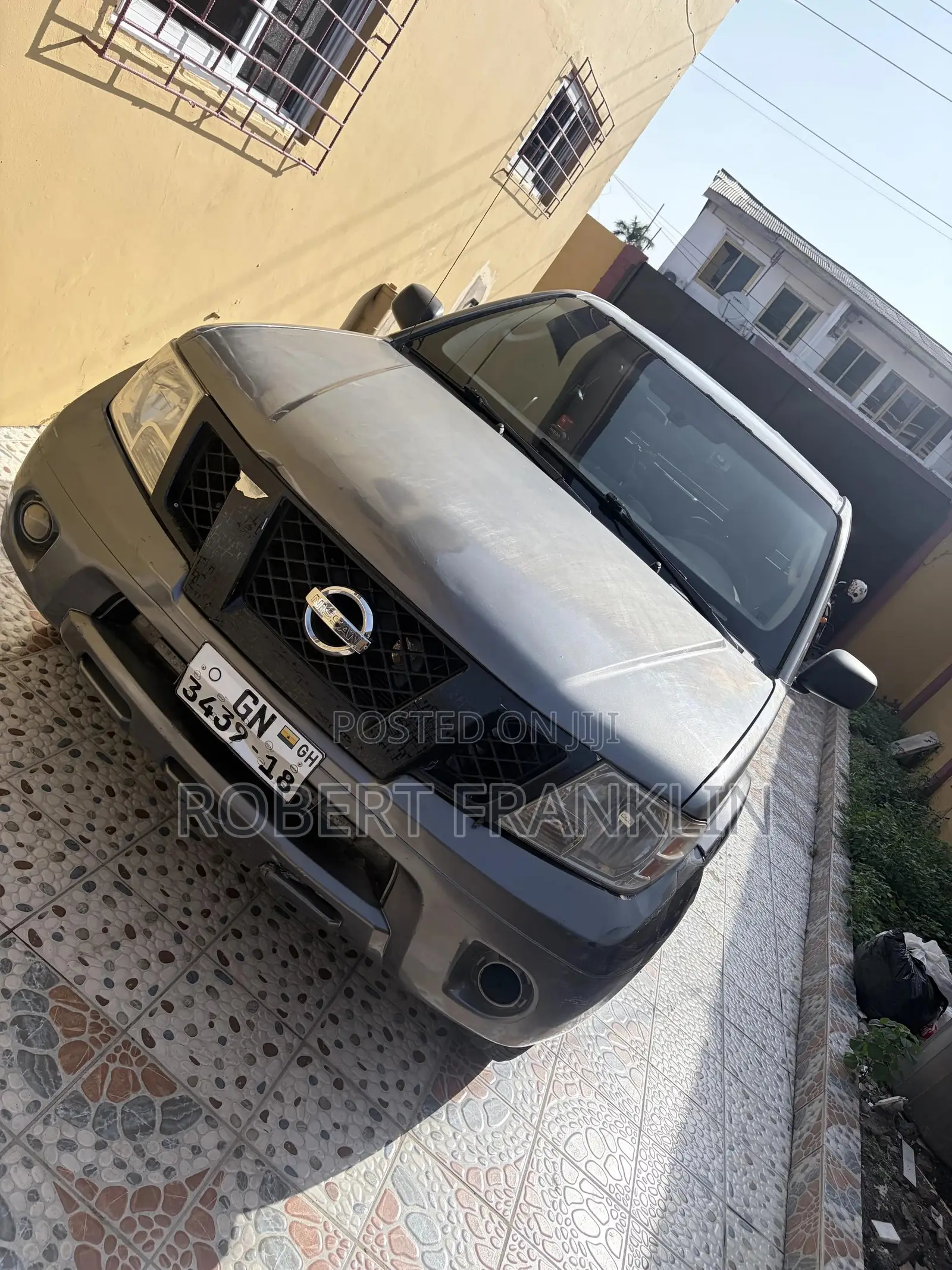 Nissan Frontier 2012 Gray