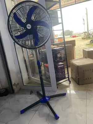 18" Industrial Fan Stable Base