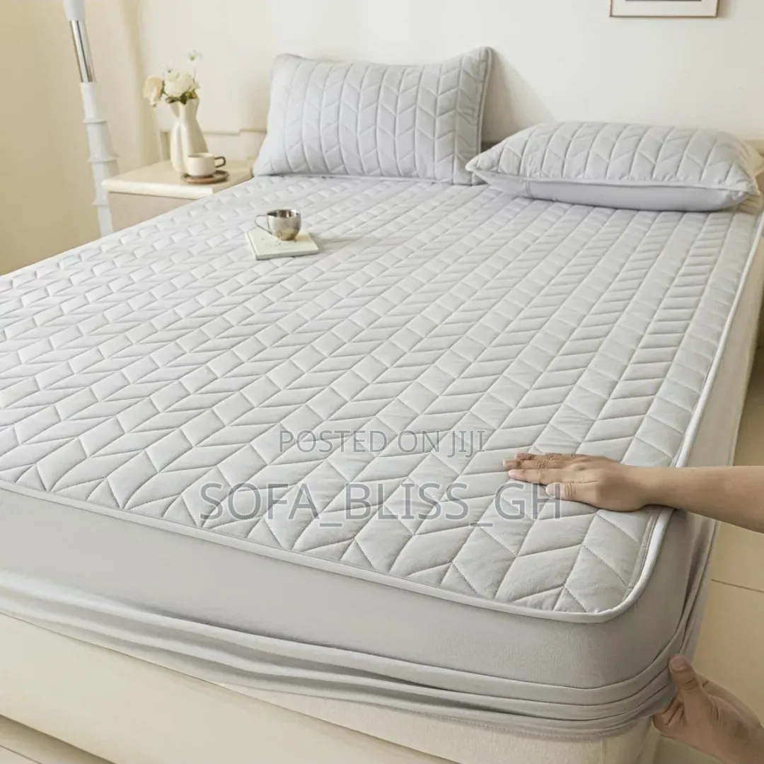 Waterproof Bed Covers for King Size Mattresses