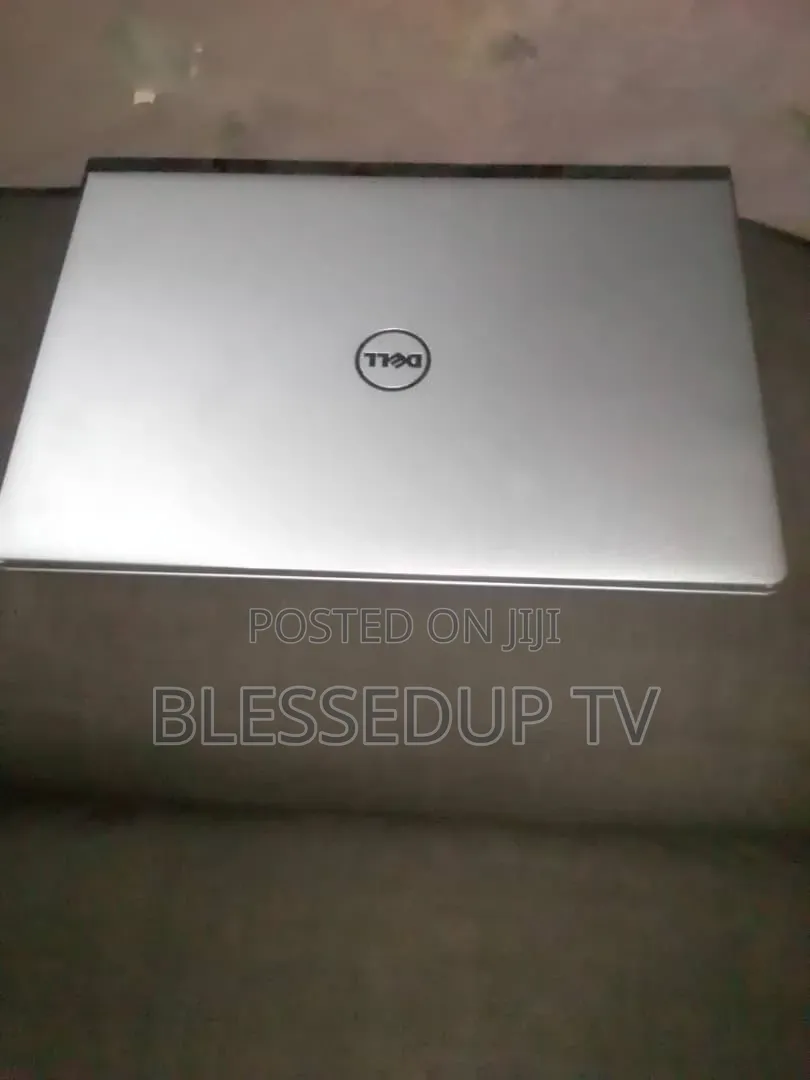 Laptop Dell Inspiron 15 12GB AMD A10 HDD 1T