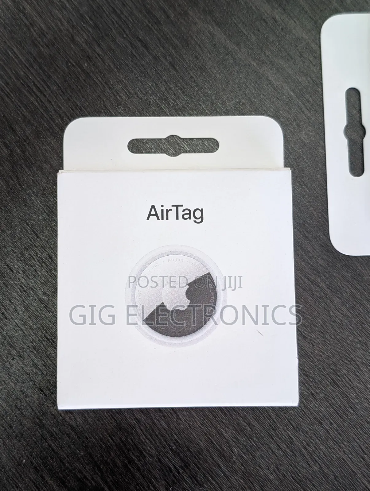 Apple AirTag 1 Pack (2nd Generation) Latest Edition