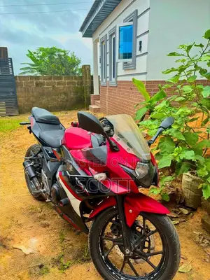 Yamaha Gear 2022 Black