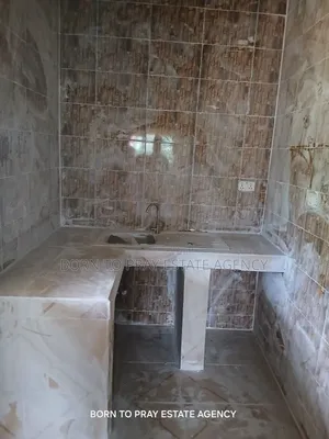 2bdrm Apartment in Born To Pray Estate, Ejisu-Juaben Municipal for rent