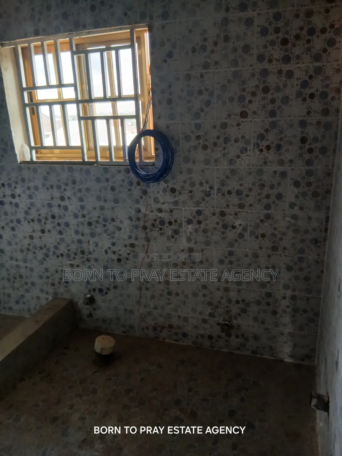 2bdrm Apartment in Born To Pray Estate, Ejisu-Juaben Municipal for rent