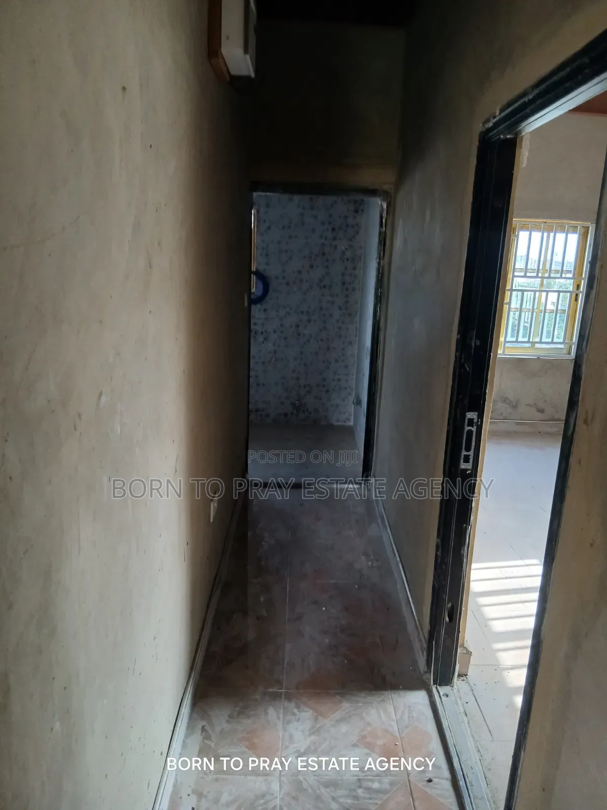 2bdrm Apartment in Born To Pray Estate, Ejisu-Juaben Municipal for rent