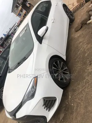 Toyota Corolla 2017 White