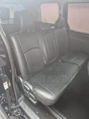 Toyota Voxy X 2WD 8-Seater 2014 Black