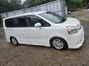 Toyota Voxy 2009 Black