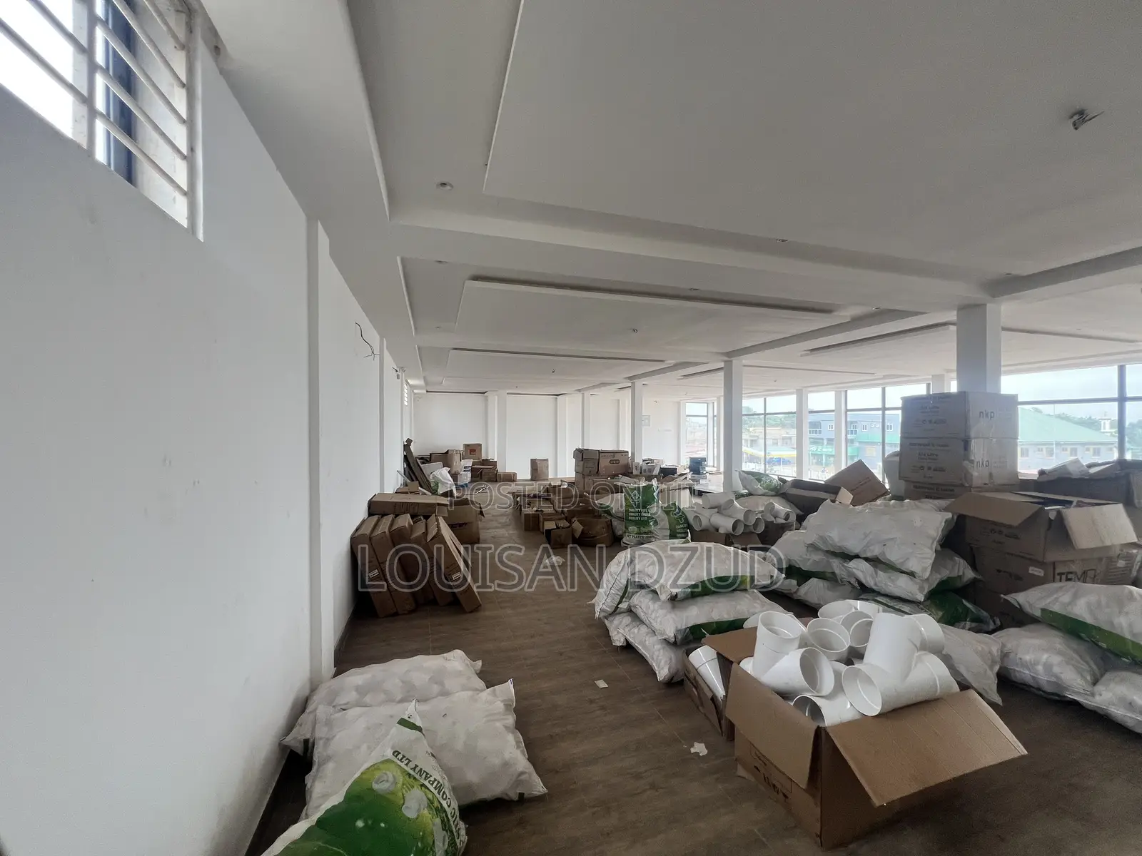 A Three Story Shop or Office Space for Rent or Lease