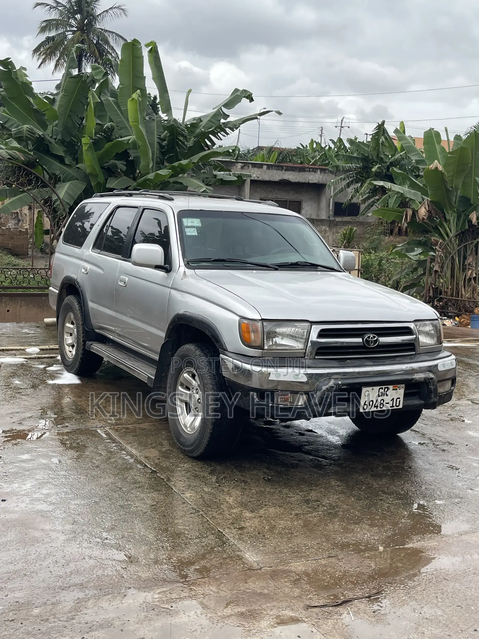 Toyota 4-Runner 2010 Silver