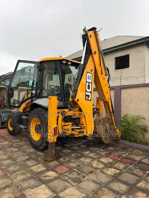JCB Backchole