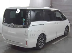 Toyota Voxy 2020 White