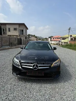 Mercedes-Benz C180 2019 Black