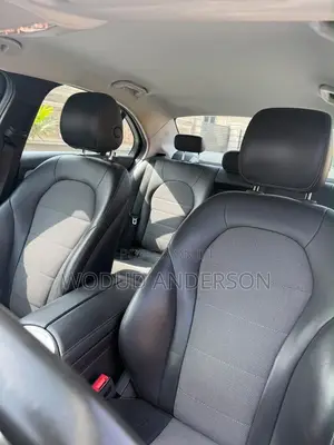 Mercedes-Benz C180 2019 Black