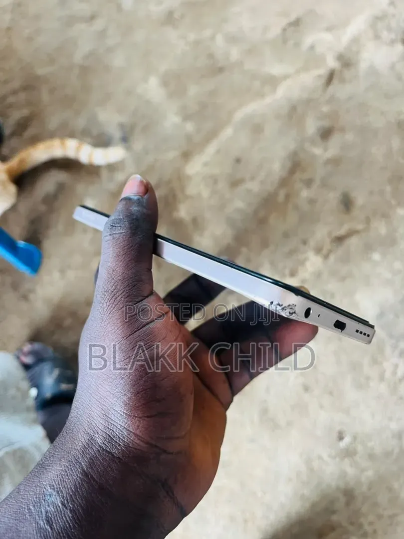Infinix Smart 10 64 GB Gold